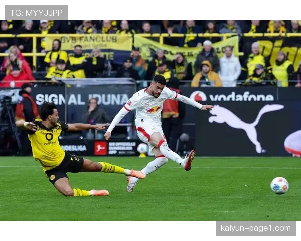 多特客场两球零封斯图加特，防守组织纪律性提升